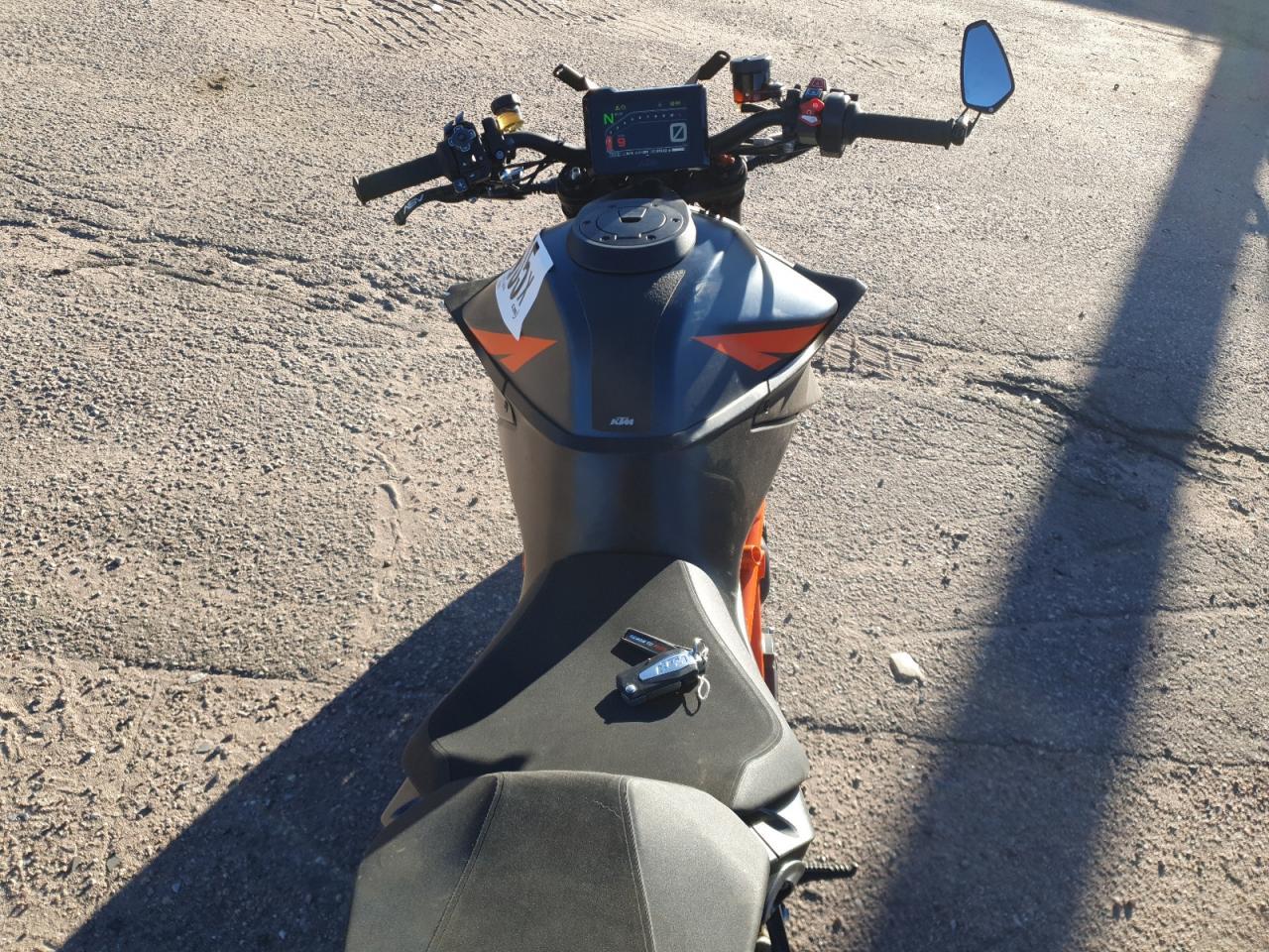 2021 KTM 1290 Super Duke R
