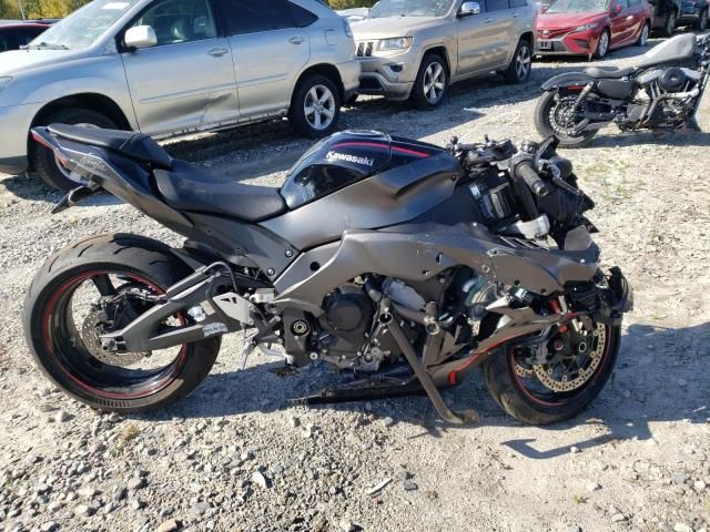 2022 Kawasaki ZX1002 M