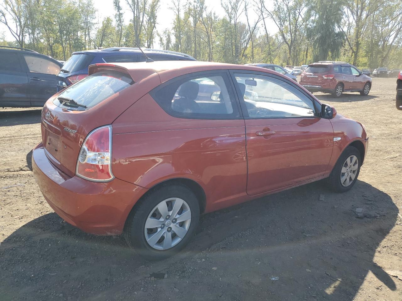 2010 Hyundai Accent Blue
