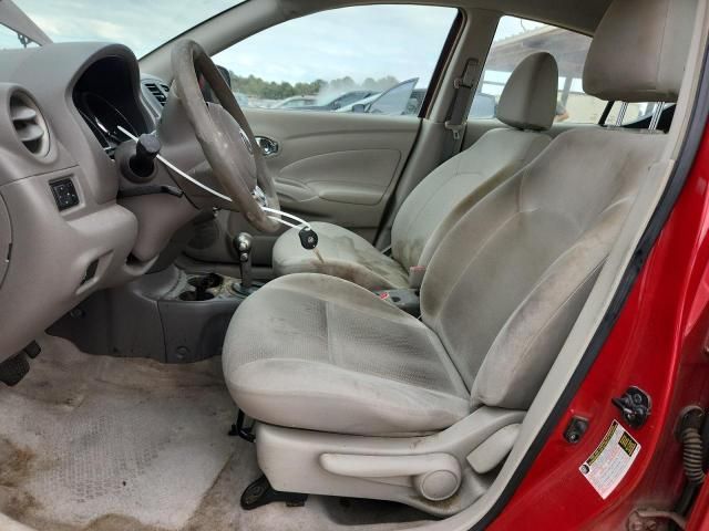 2013 Nissan Versa S