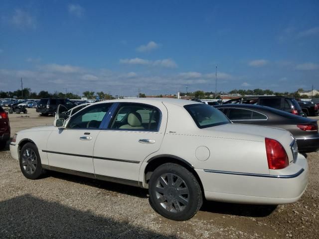 2007 Lincoln Town Car Designer