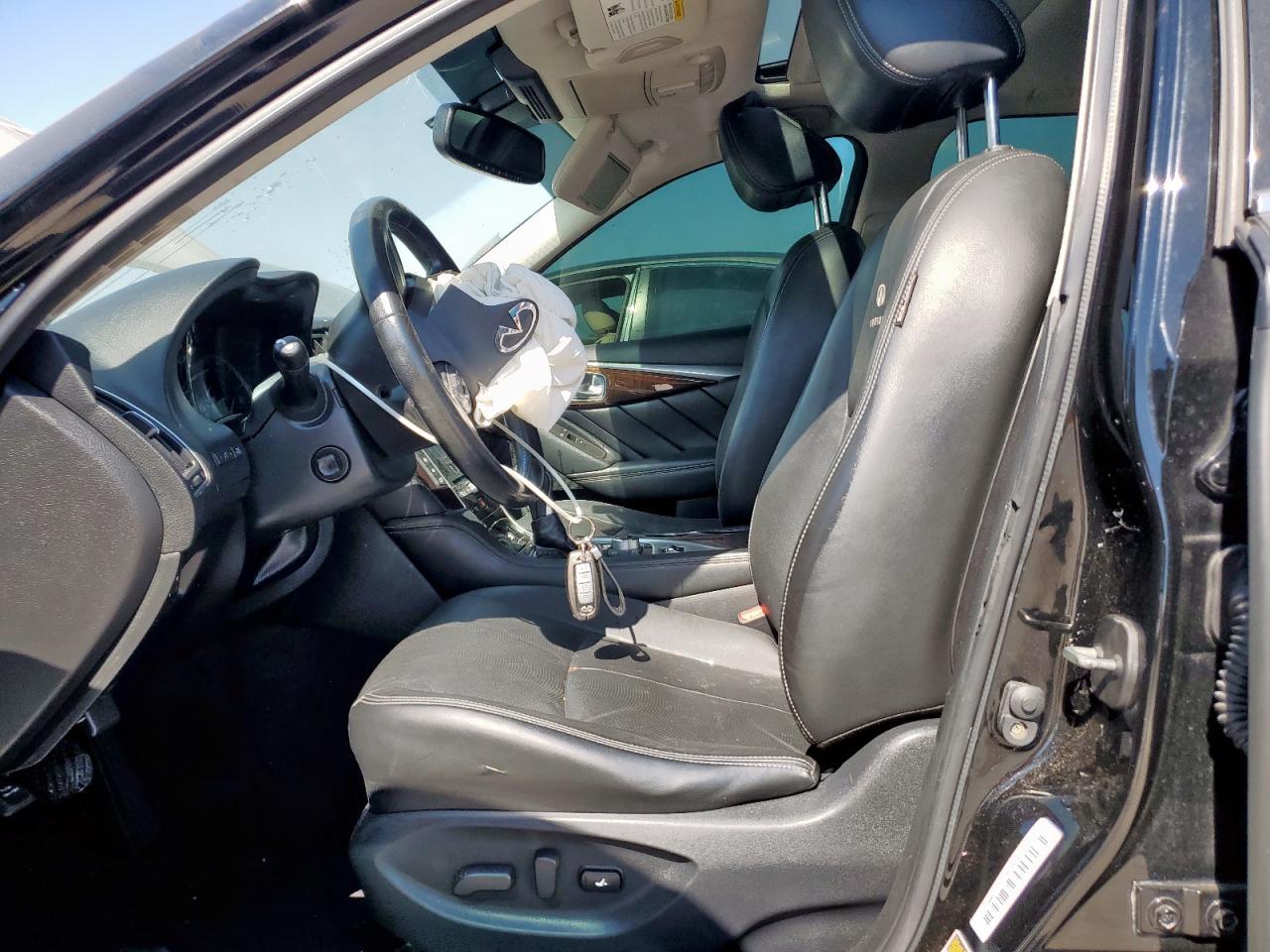 2014 Infinity Q50