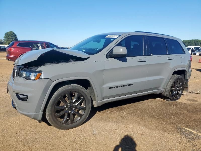 2020 Jeep Grand Cherokee Laredo