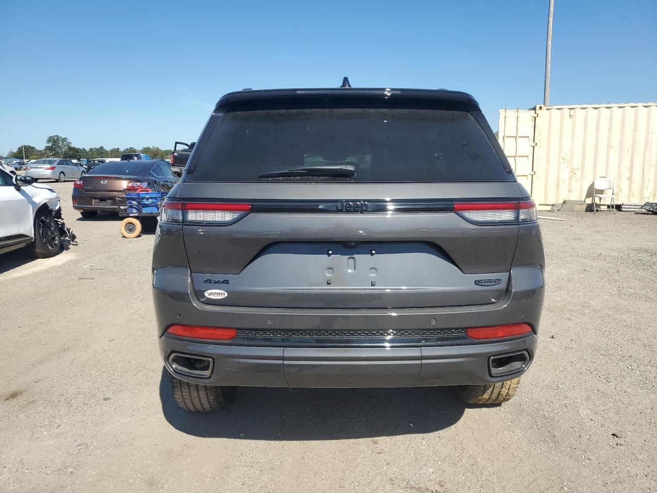 2025 Jeep Grand Cherokee Summit