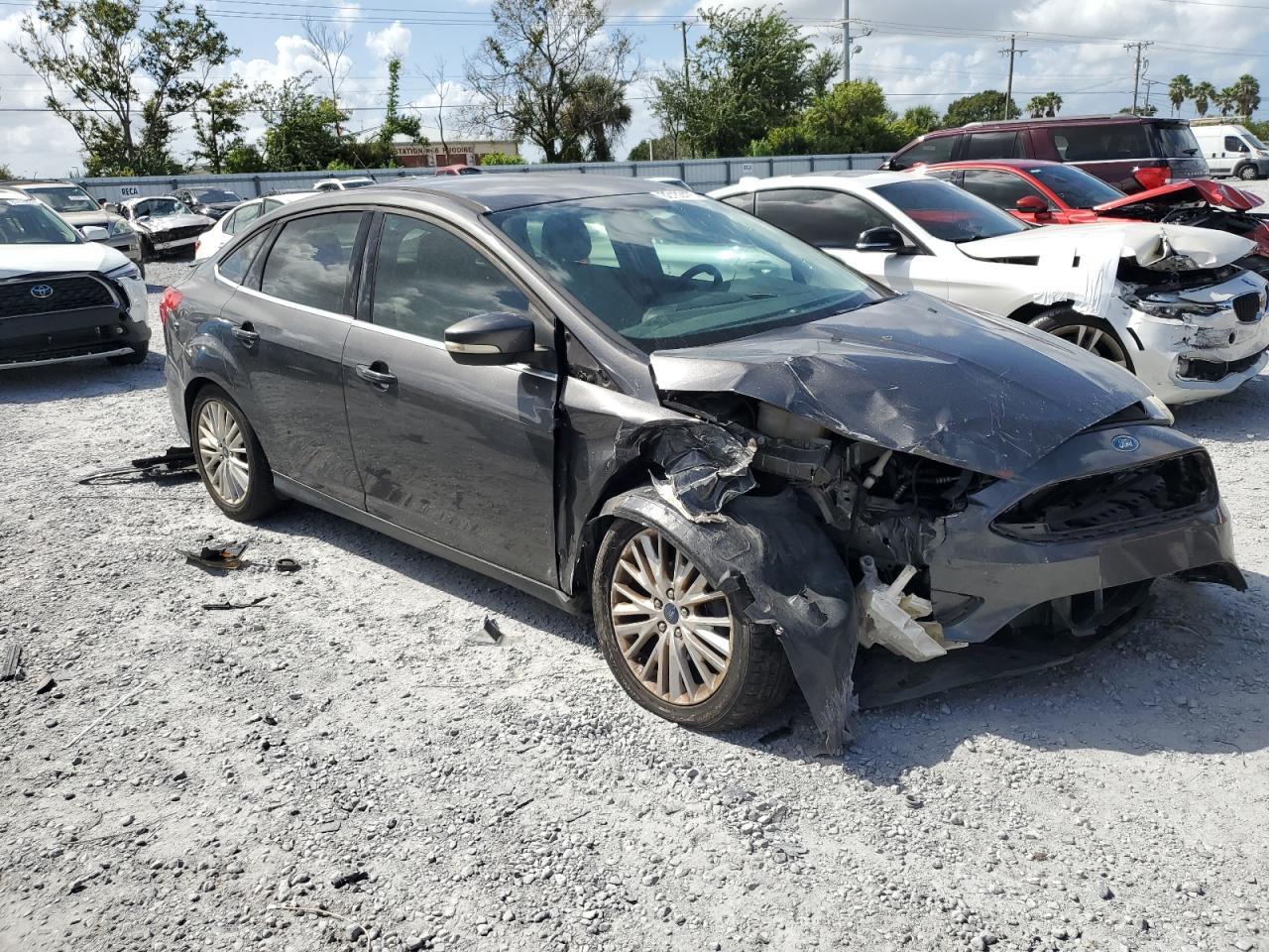 2015 Ford Focus Titanium