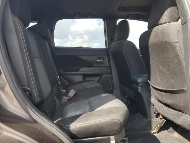 2018 Mitsubishi Outlander SE