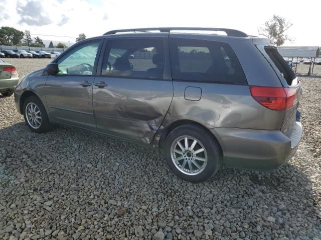 2004 Toyota Sienna CE