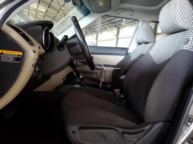 2013 KIA Soul +