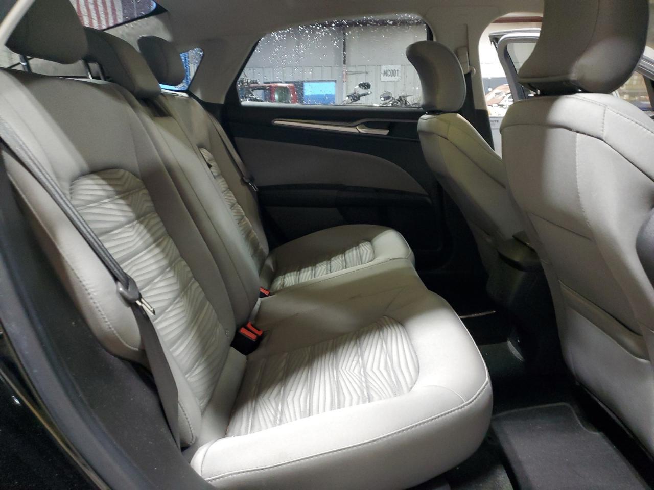 2016 Ford Fusion s