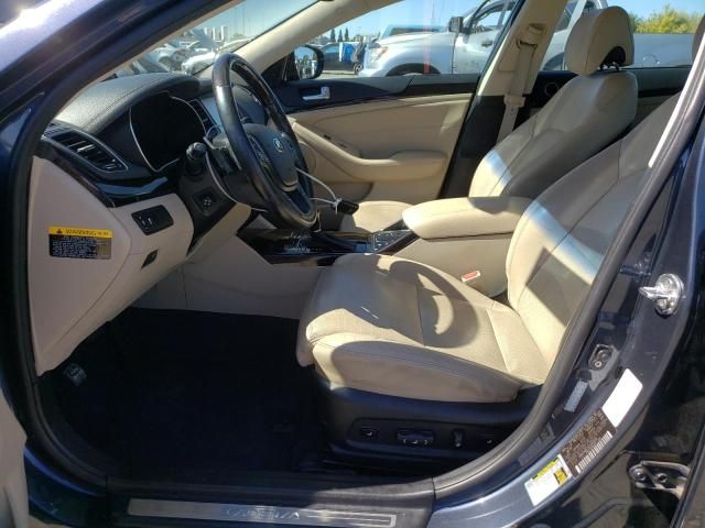 2014 KIA Cadenza Premium
