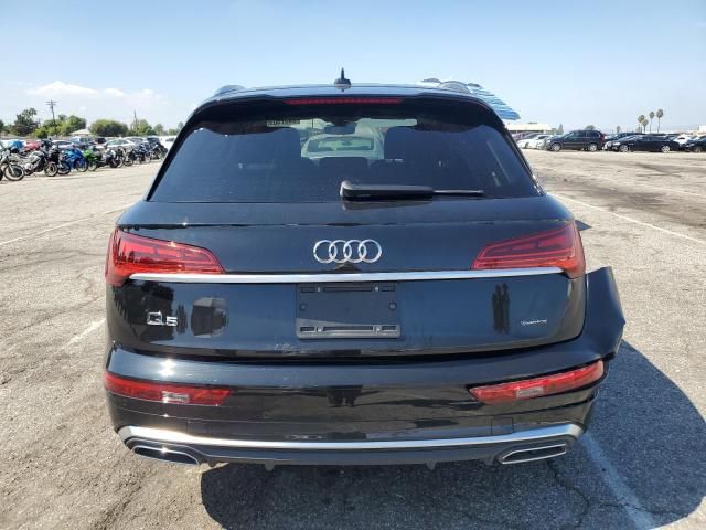 2024 Audi Q5 E Premium 55
