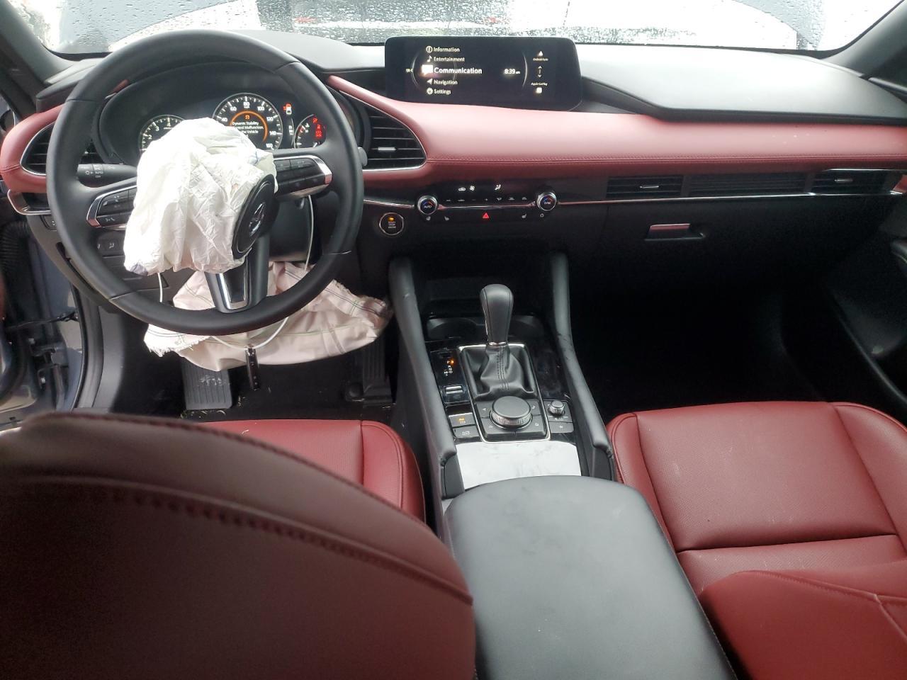 2025 Mazda 3 Premium Plus
