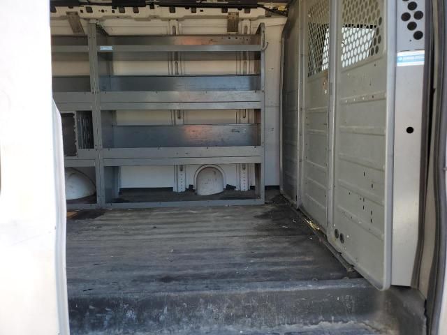 2016 Chevrolet Express G2500
