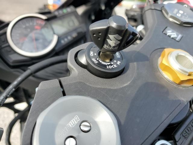 2025 Suzuki GSX-R600