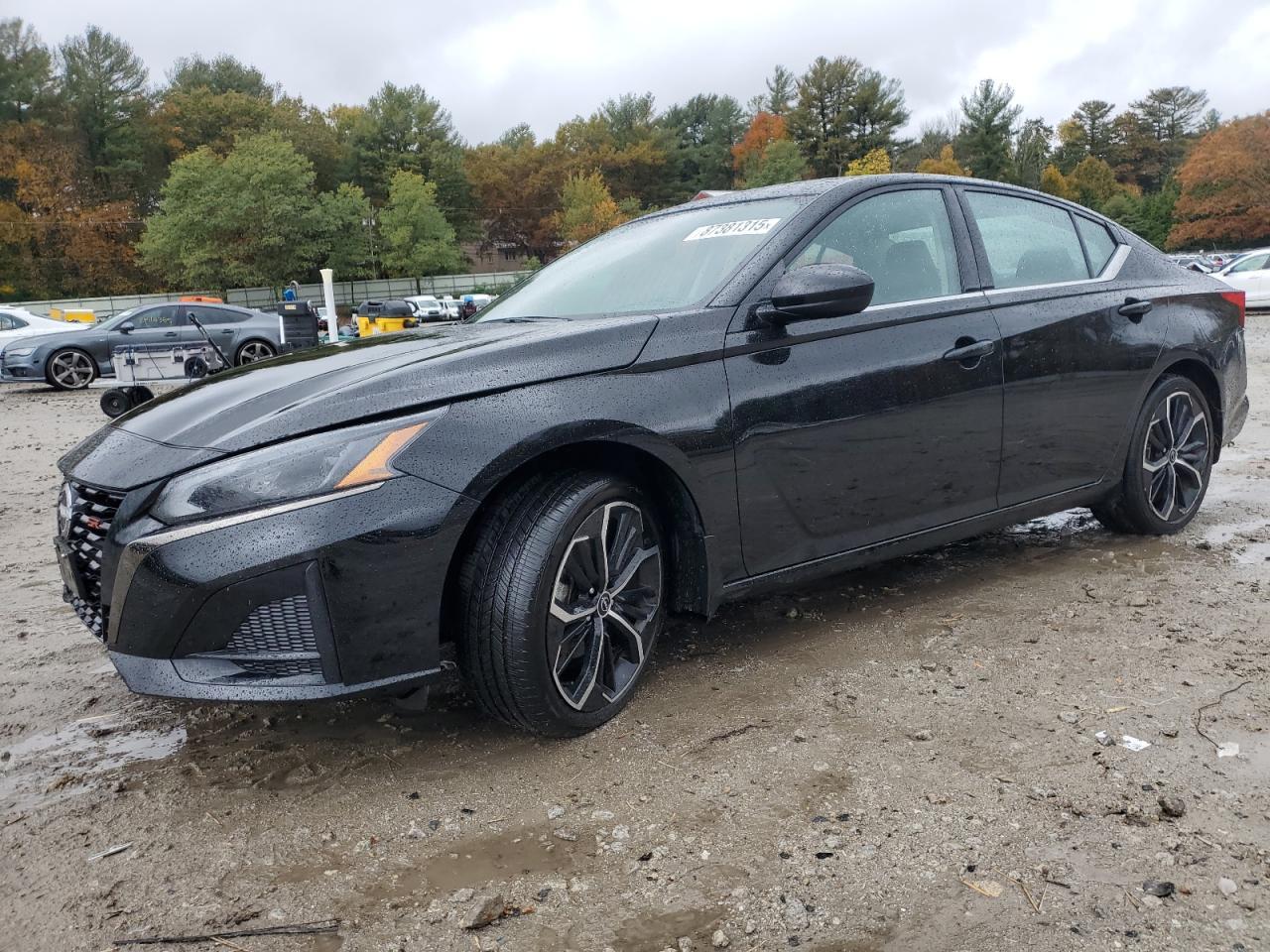 2024 Nissan Altima sr