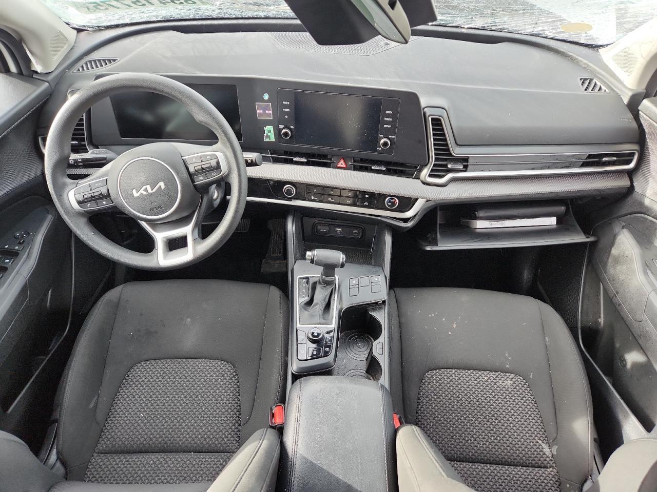 2023 KIA Sportage lx