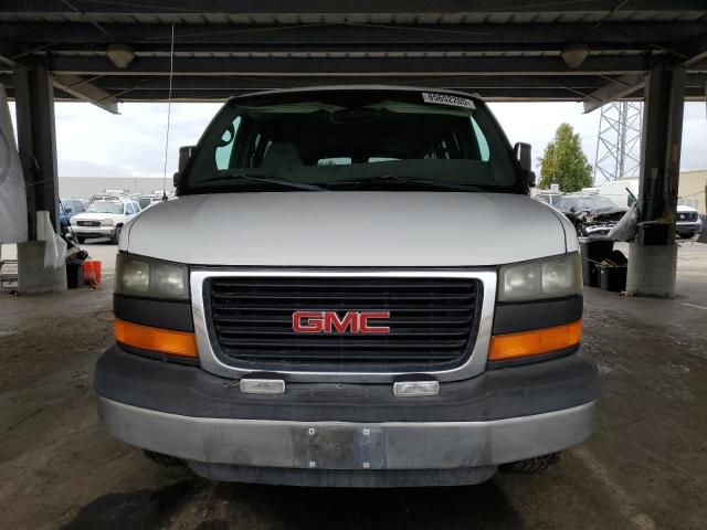 2004 GMC Savana G3500