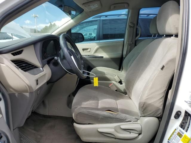 2016 Toyota Sienna