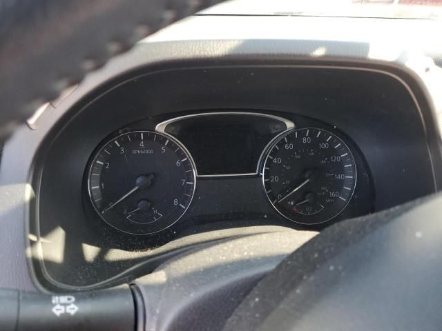 2020 Nissan Pathfinder sv