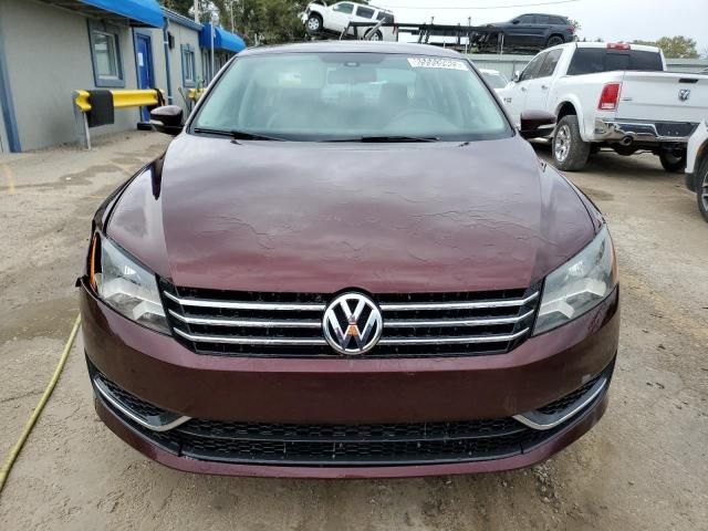 2013 Volkswagen Passat SE