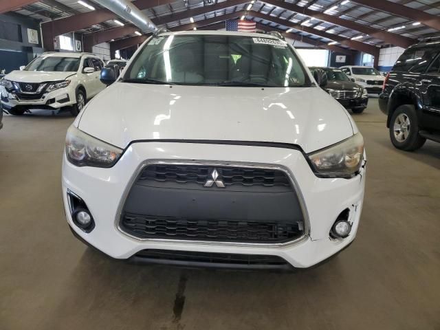 2013 Mits Ubishi Outlander Sport LE
