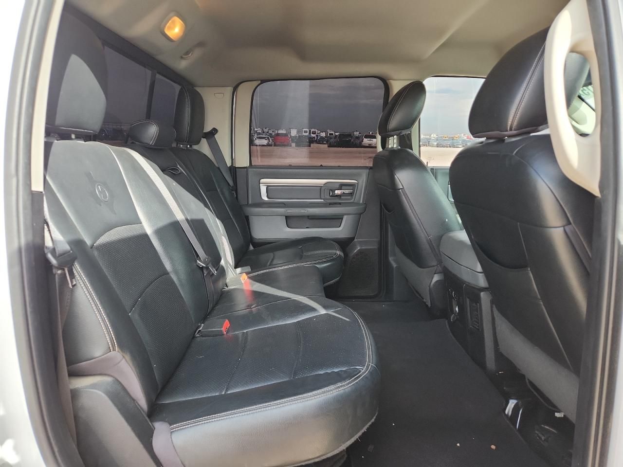 2014 Dodge Ram 1500 slt