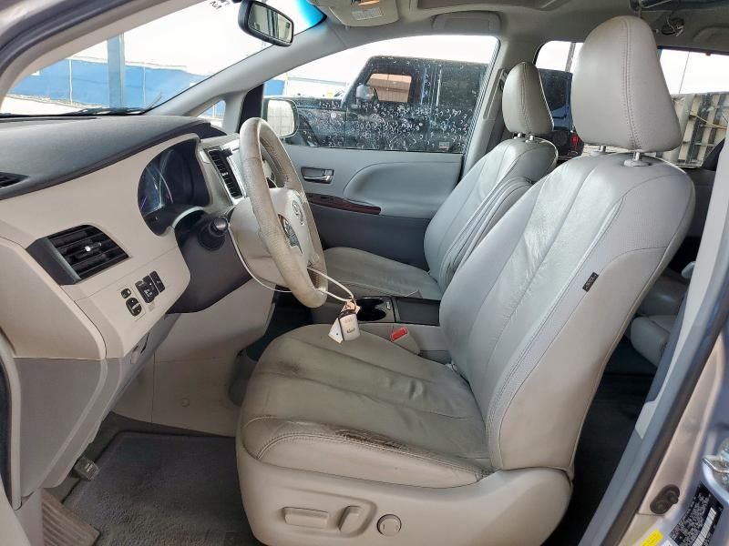2011 Toyota Sienna XLE
