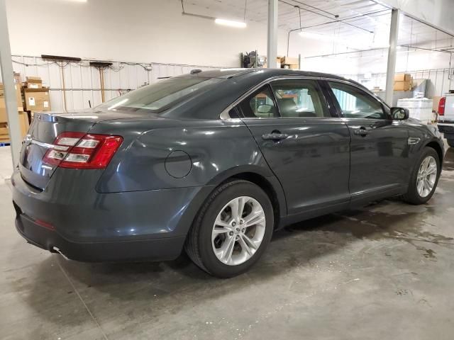 2016 Ford Taurus SE