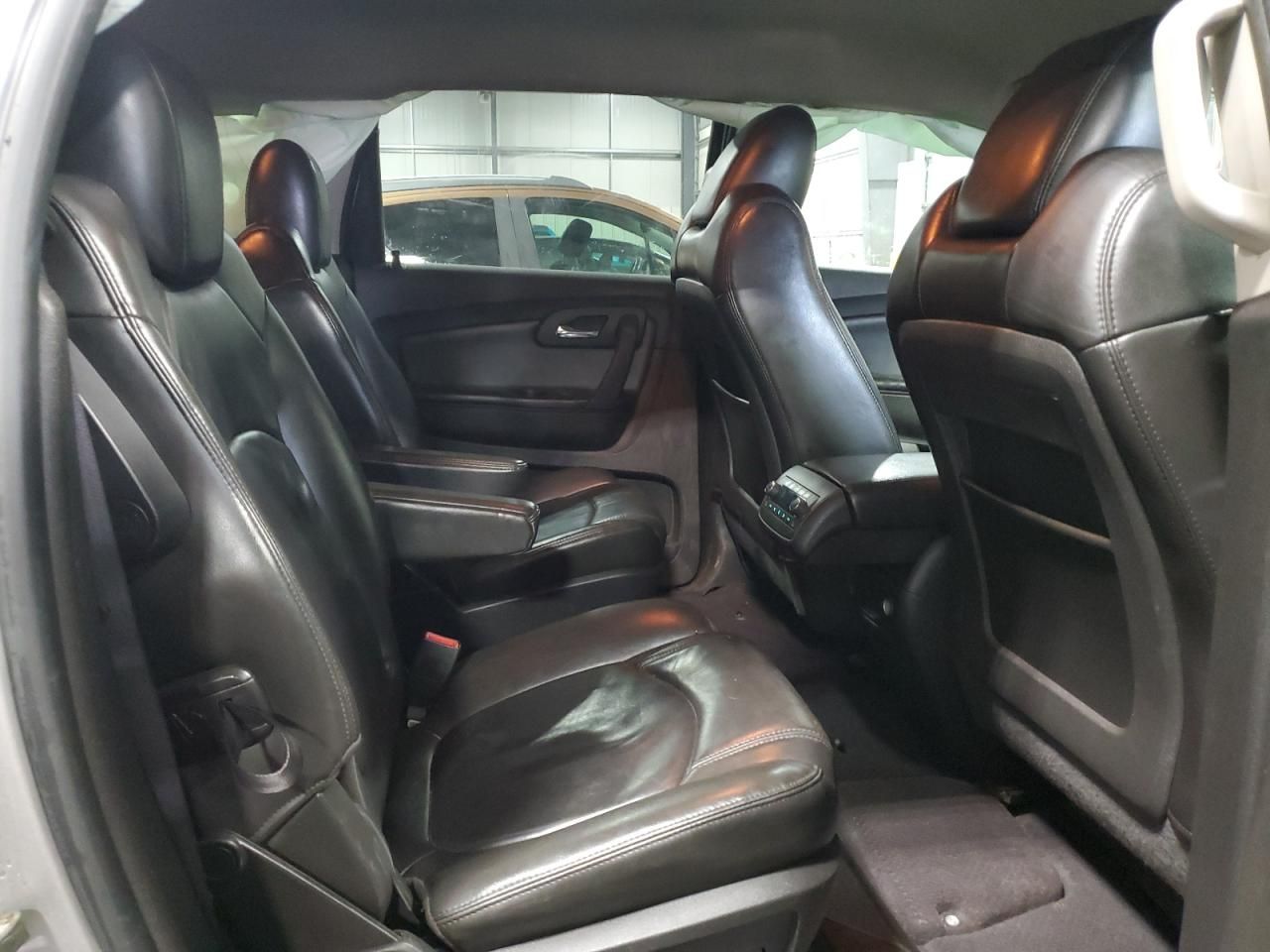 2010 Chevrolet Traverse lt