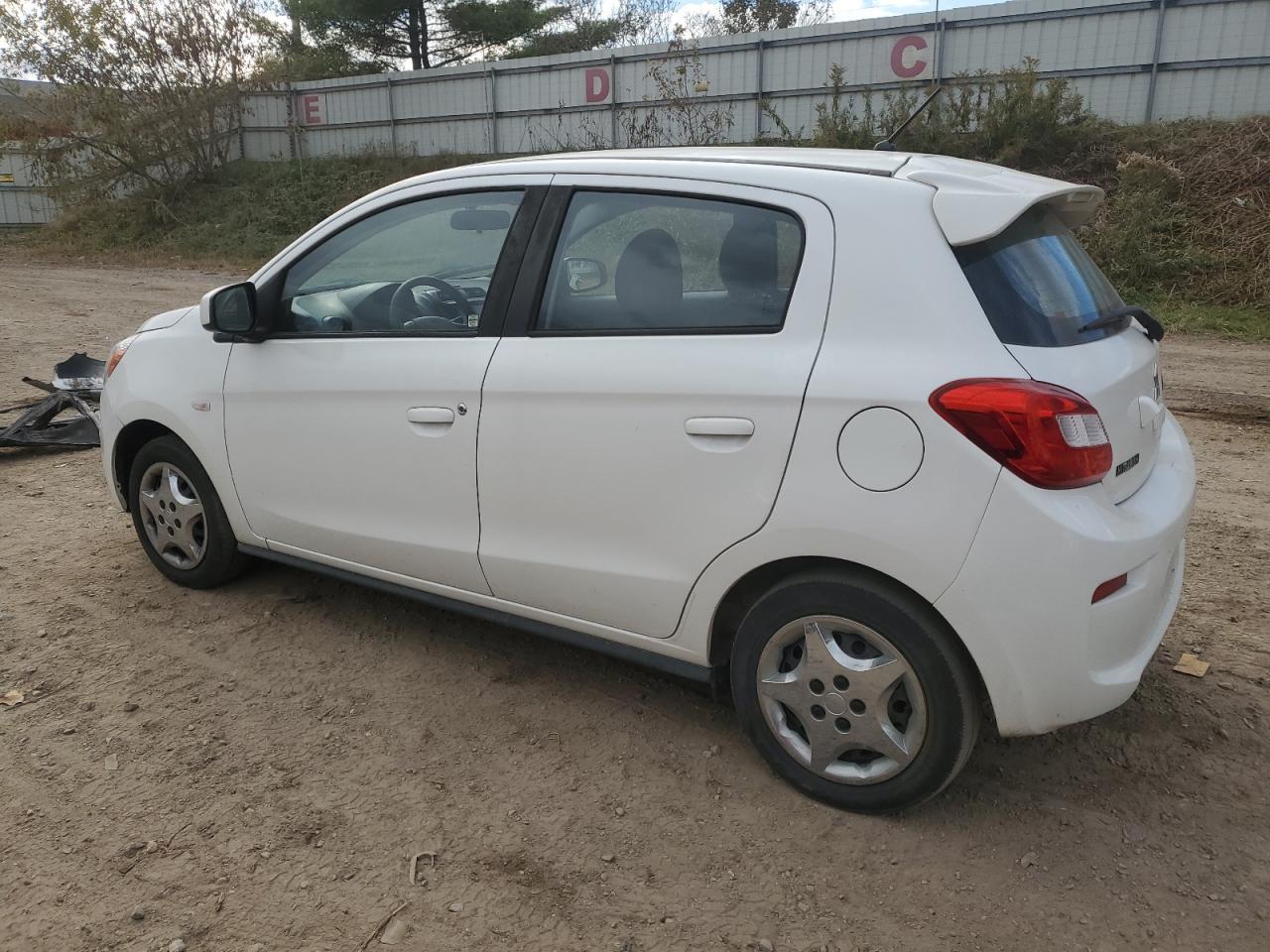 2018 Mitsubishi Mirage es