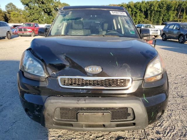2011 KIA Soul +