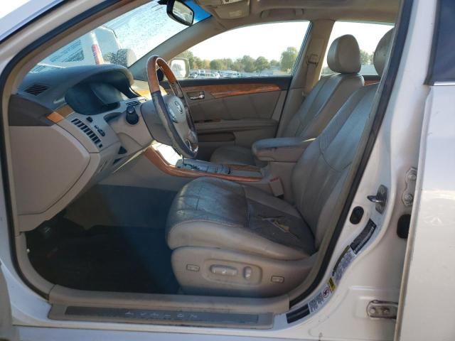 2005 Toyota Avalon XL