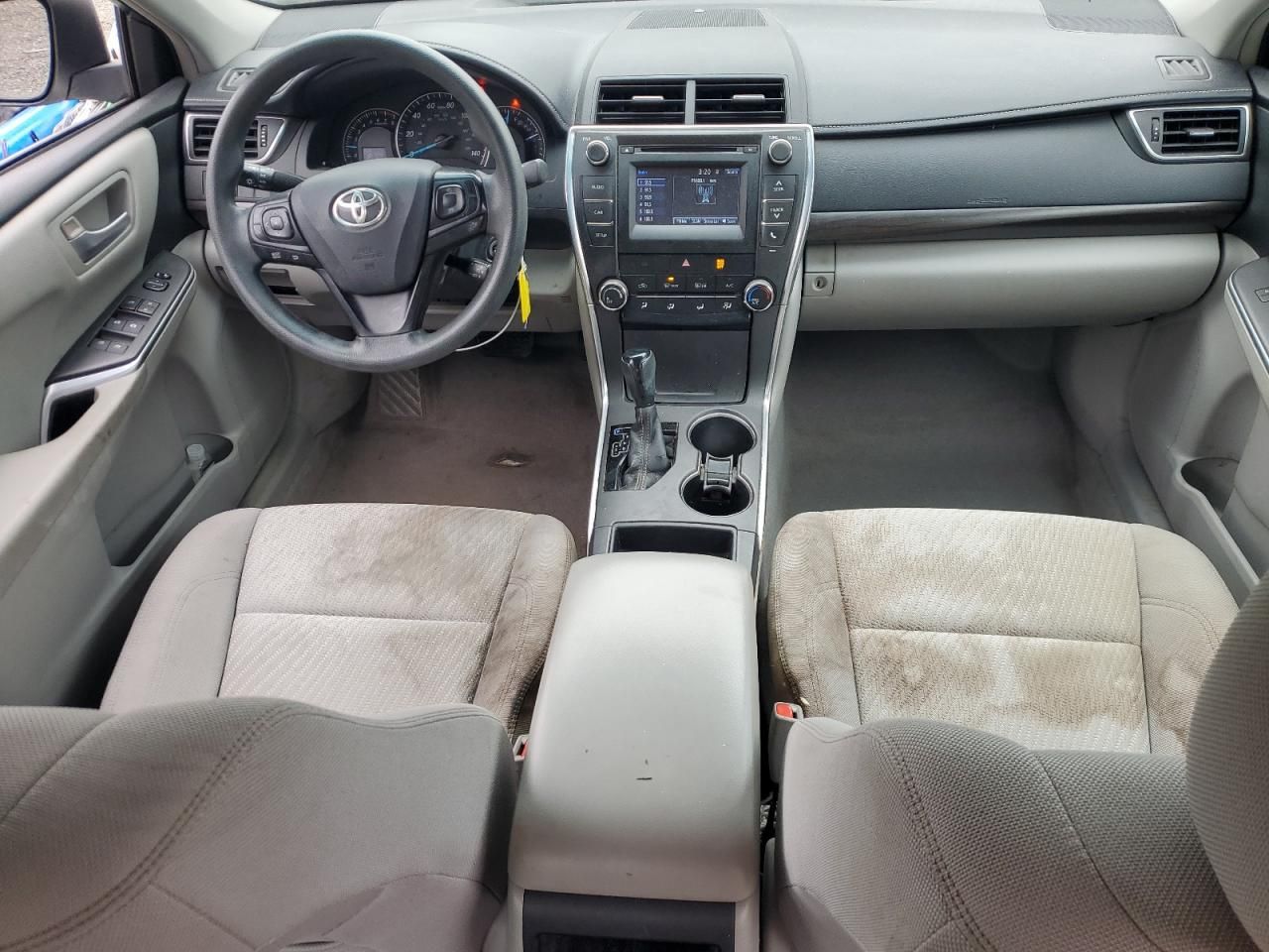 2015 Toyota Camry le