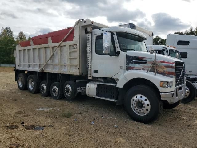 2014 Volvo VHD Dump Truck