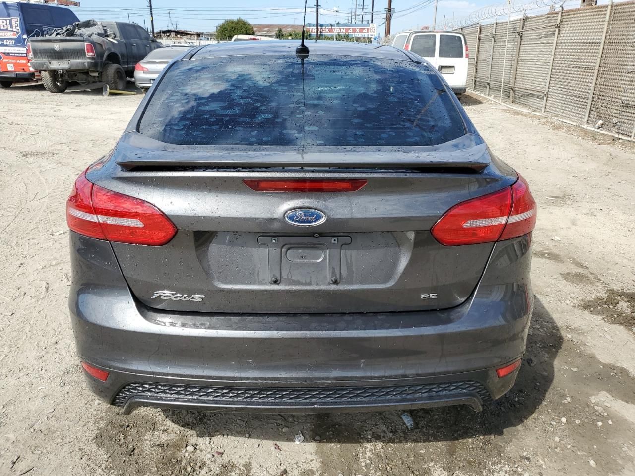 2016 Ford Focus se