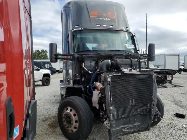 2024 Kenworth T680 Semi Truck