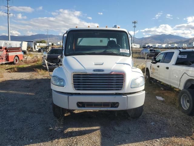 2017 Freightliner M2 106 MED-Trucks