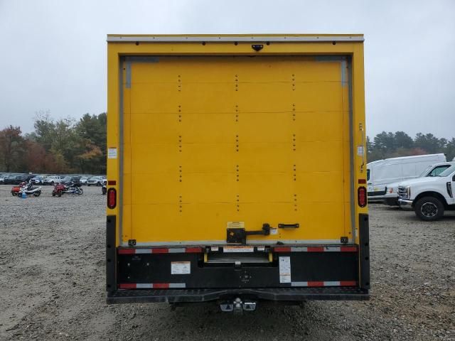 2023 GMC Savana Cutaway G3500