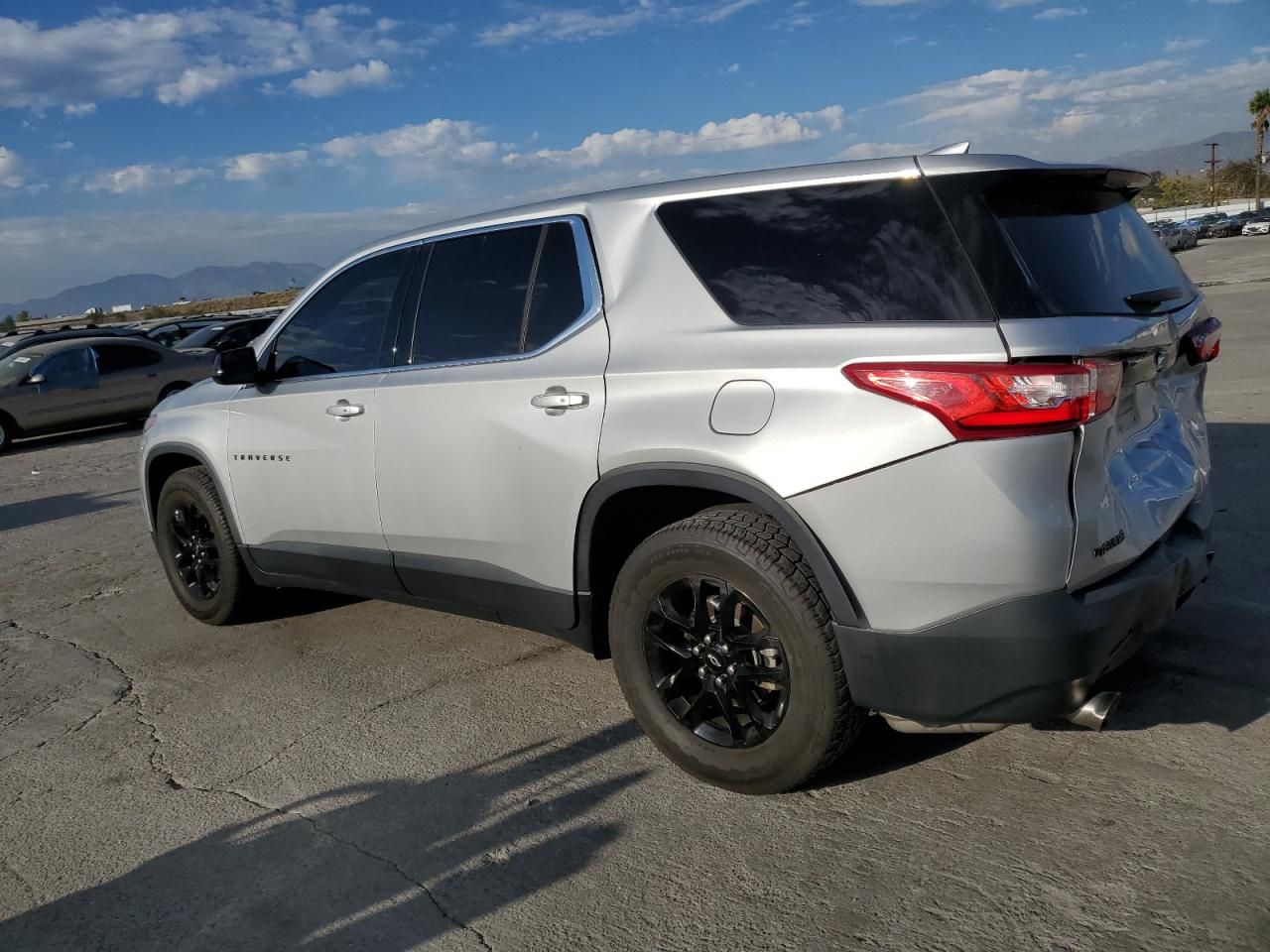 2020 Chevrolet Traverse ls