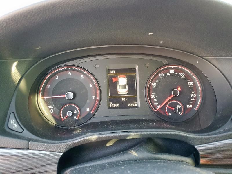 2020 Volkswagen Passat R-Line