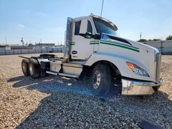 Kenworth Vehiculos salvage en venta: 2025 Kenworth T680 Semi Truck