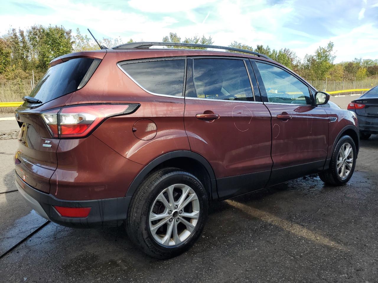 2018 Ford Escape se