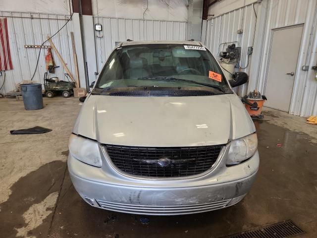 2003 Chrysler Town & Country LXI