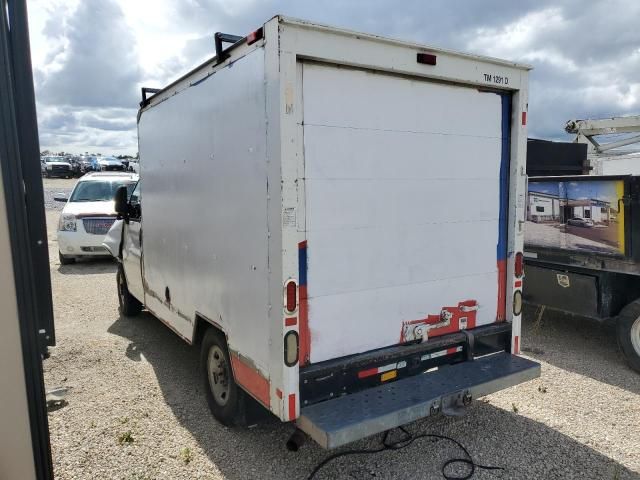 2010 GMC Savana Cutaway G3500
