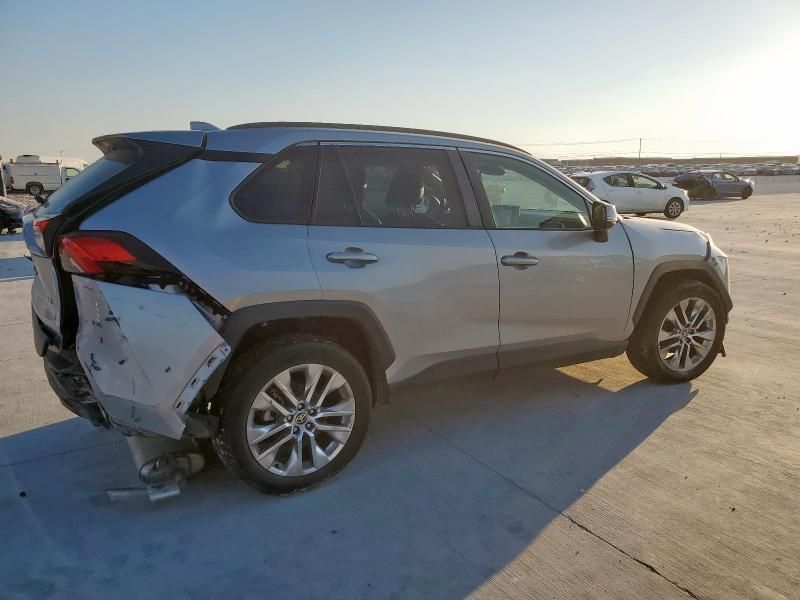 2021 Toyota Rav4 xle Premium