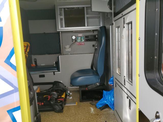 2015 Ford E350 Ambulance