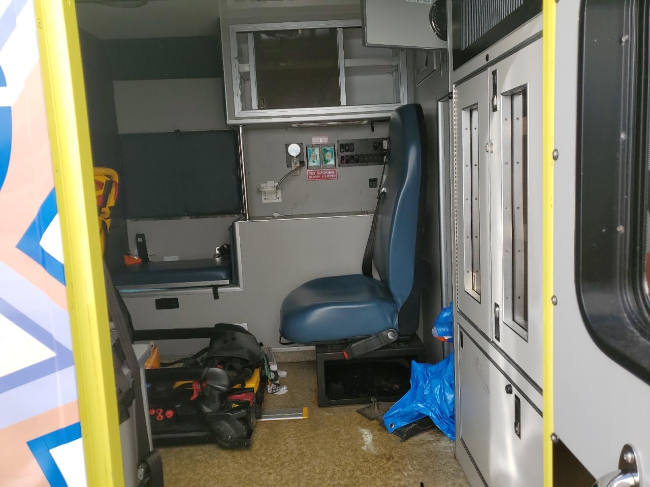 2015 Ford E350 Ambulance