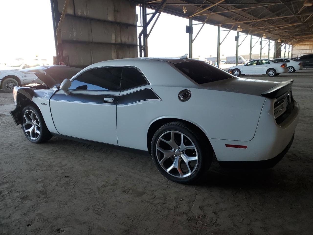 2016 Dodge Challenger sxt