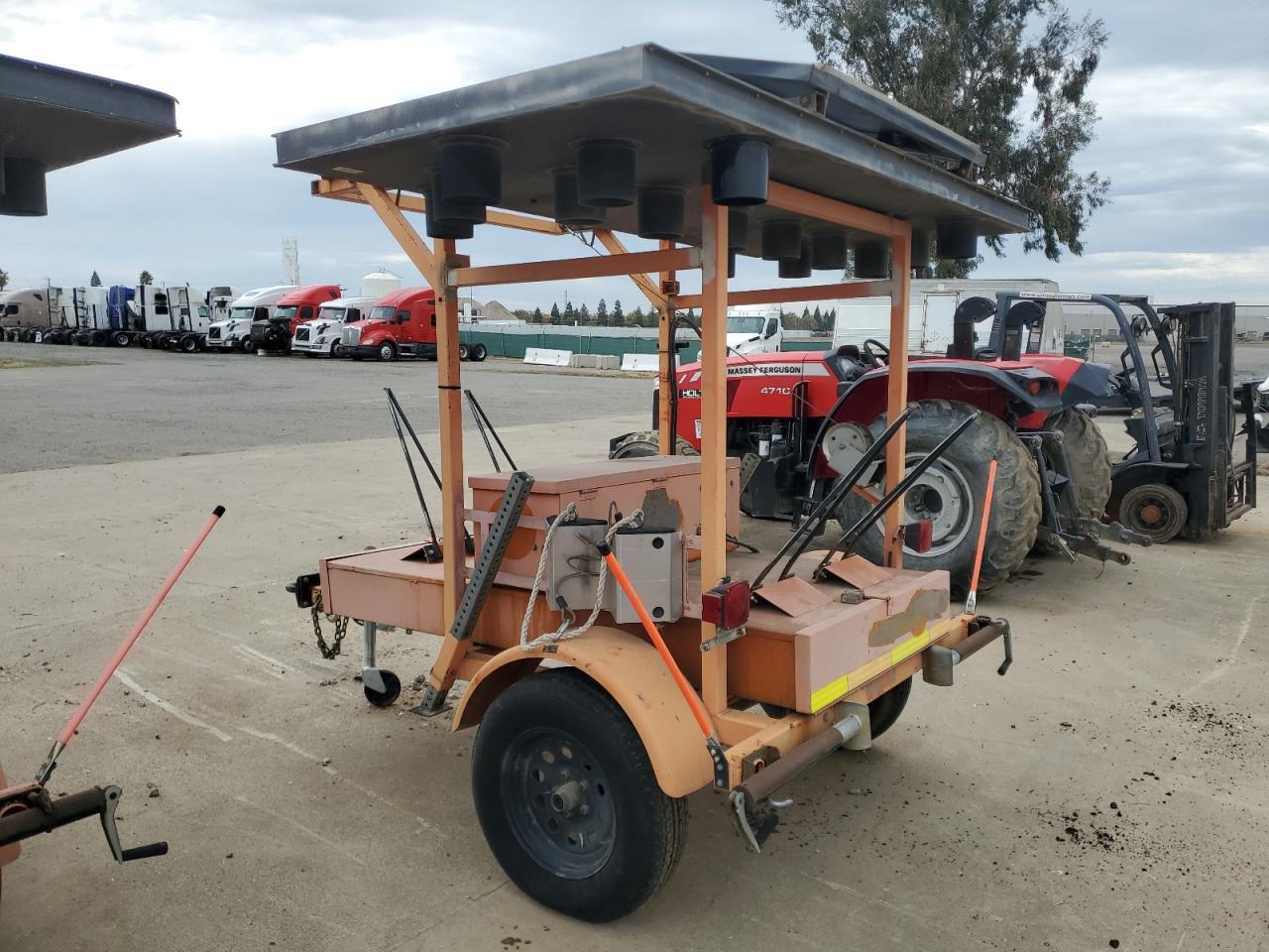2001 Arrow 2001 Team Fenex Arrow Board Trailer