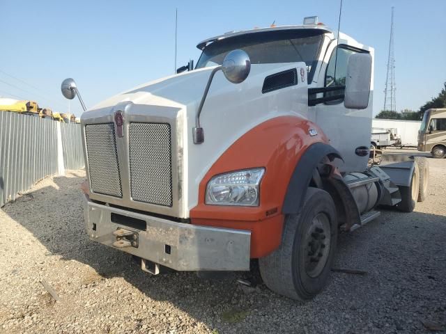 2020 Kenworth T880 Semi Truck